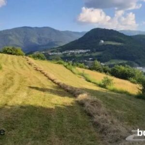 ارض للبيع في البوسنة مساحة 9000 متر