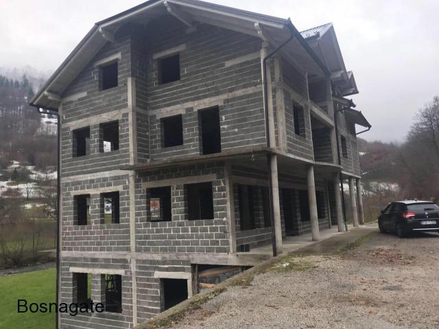 بيع منزل كبير في البوسنة - 1